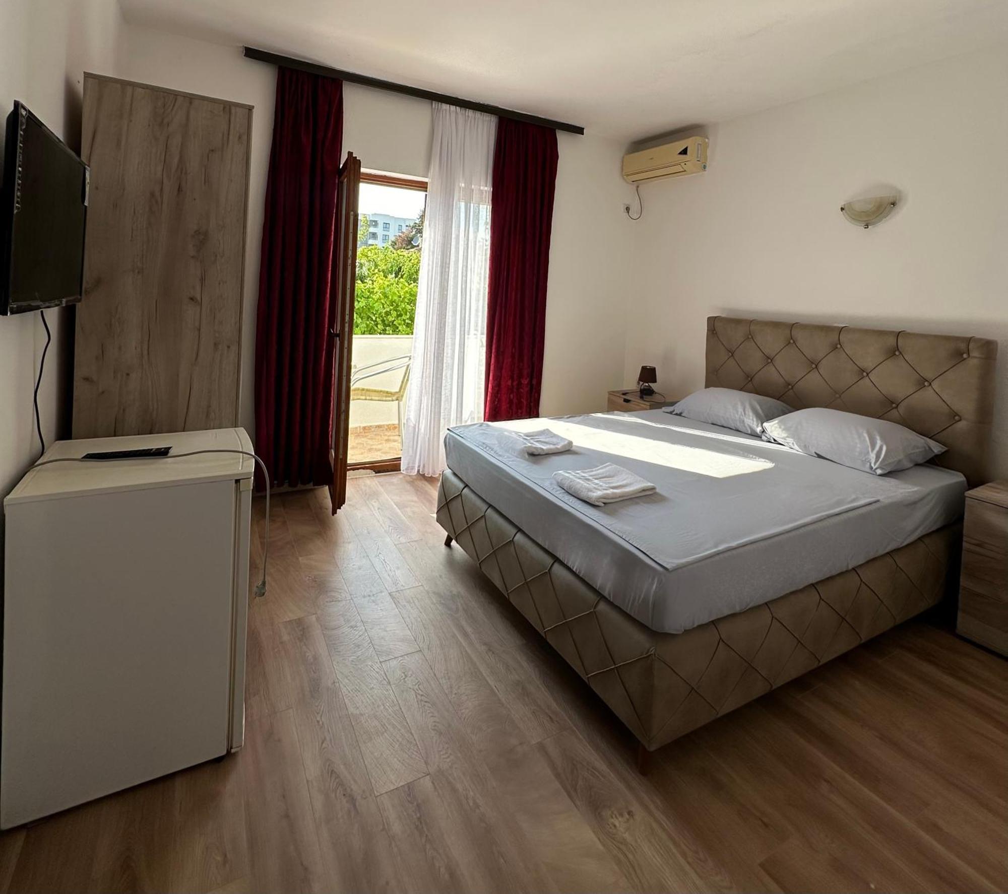 Rooms Ajllin Ulcinj Kültér fotó