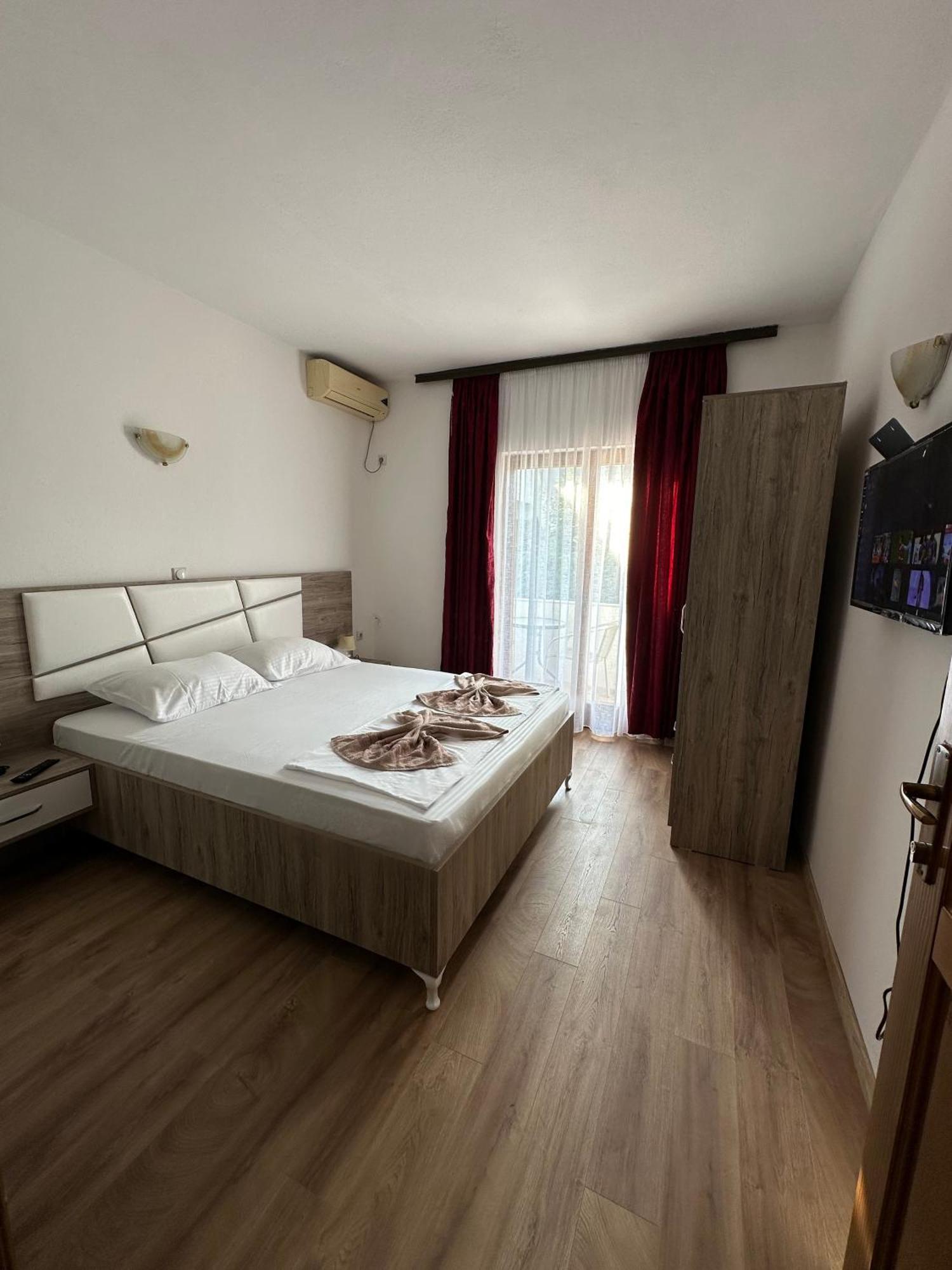 Rooms Ajllin Ulcinj Kültér fotó